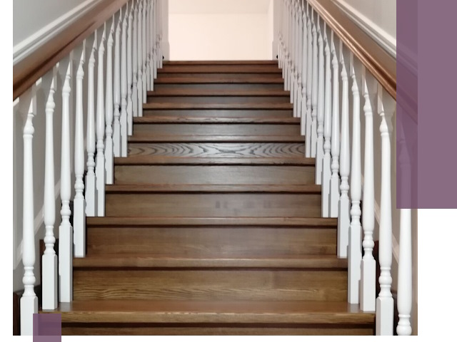 Лестницы из ясеня на заказ в Валуйках — изготовление и монтаж