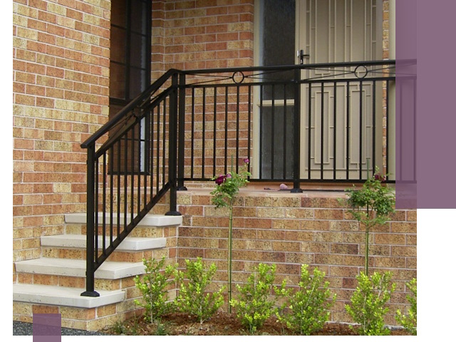 Уличные перила из металла под ключ в Валуйках