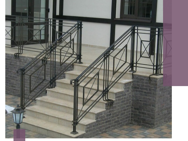 Перила для крыльца в Валуйках — монтаж, изготовление и установка