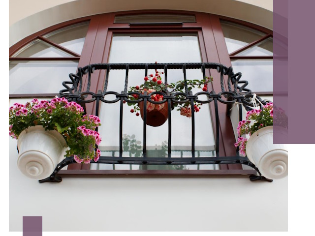 Изготовление и монтаж французских балконов в Валуйках