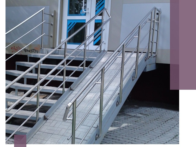 Пандус на крыльцо под ключ в Валуйках: монтаж и изготовление