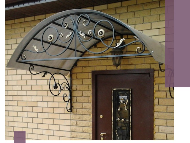 Изготовление козырьков из металла под ключ в Валуйках