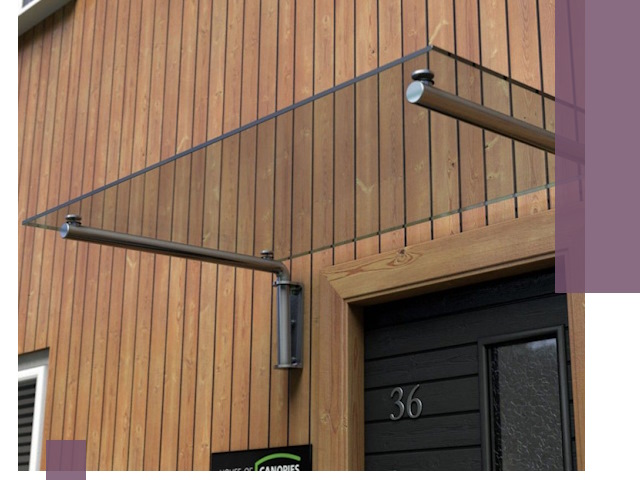 Стеклянные козырьки на входы и фасады в Валуйках